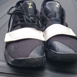 Nike PG 2.5 TB 'Black White' Mens Sneakers